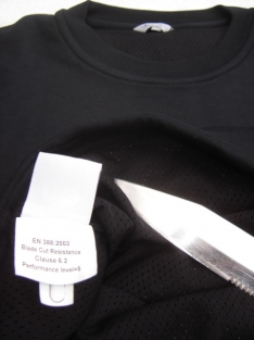 T-shirt anti-coupures/ Coolmax-Cutyarn-Polyester / Manches Courtes / Noir