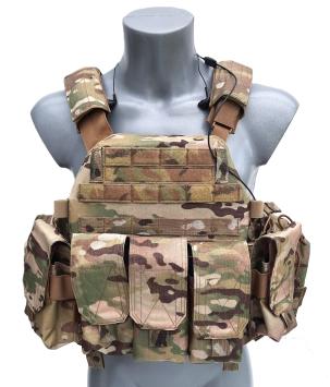 DCS 5.56 Multicam klasse 4 + zijplaten plate carrier gesloten flap Stand Alone